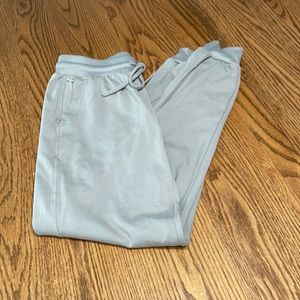 Grey leisure pants/joggers.